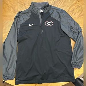Nike UGA Q-Zip Pullover. Dri-Fit. Size M